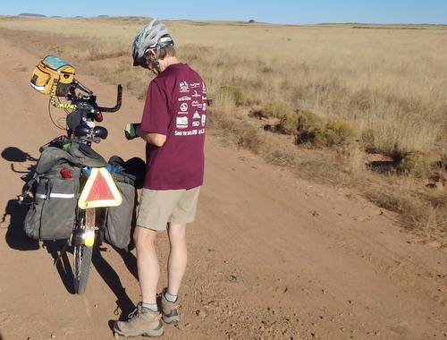 GDMBR: The process of putting on Sunscreen.